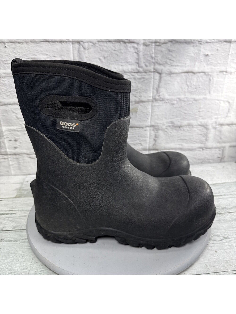 BOGS Classic Ultra Mid Waterproof Insulated Boots Black Men`s Size 8